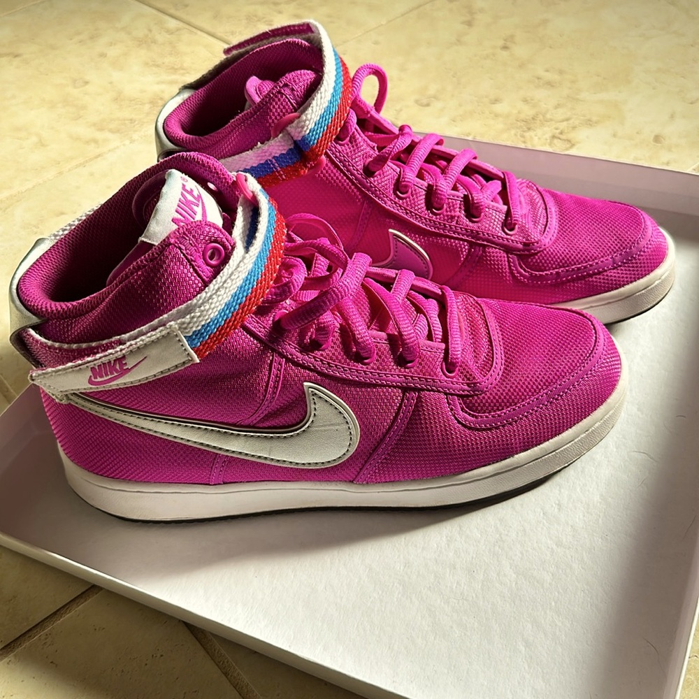 Nike Hot Pink/Fuchsia Sneakers
